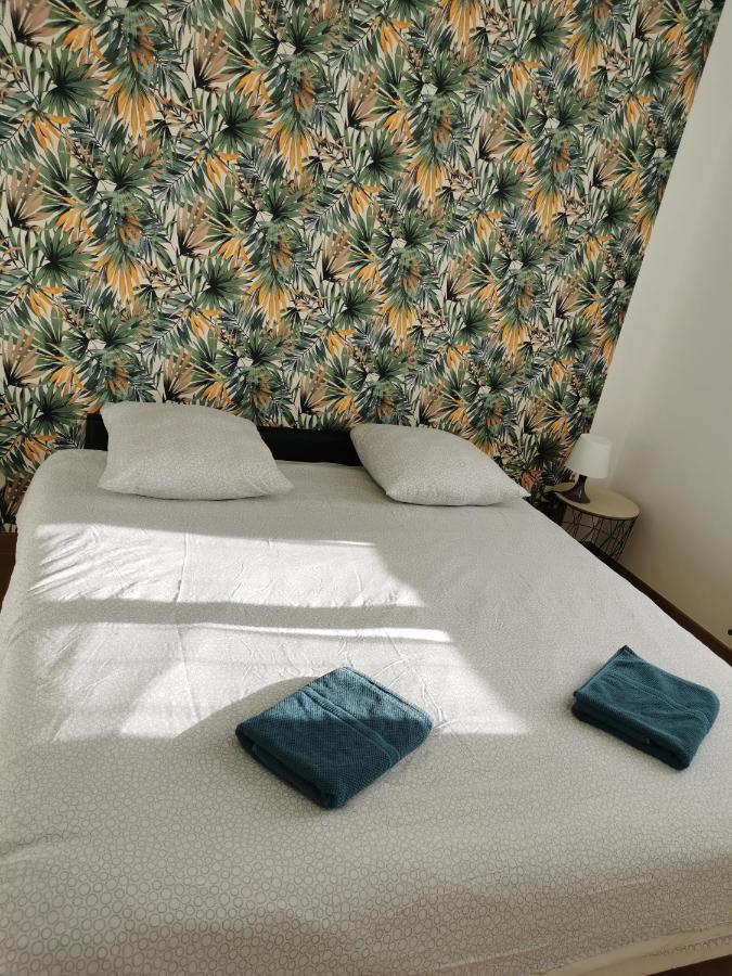 Chez Arnauld Apartment Reims Bagian luar foto
