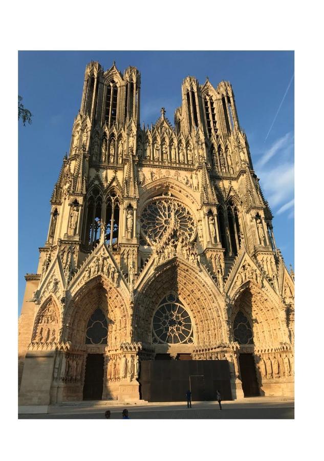 Chez Arnauld Apartment Reims Bagian luar foto